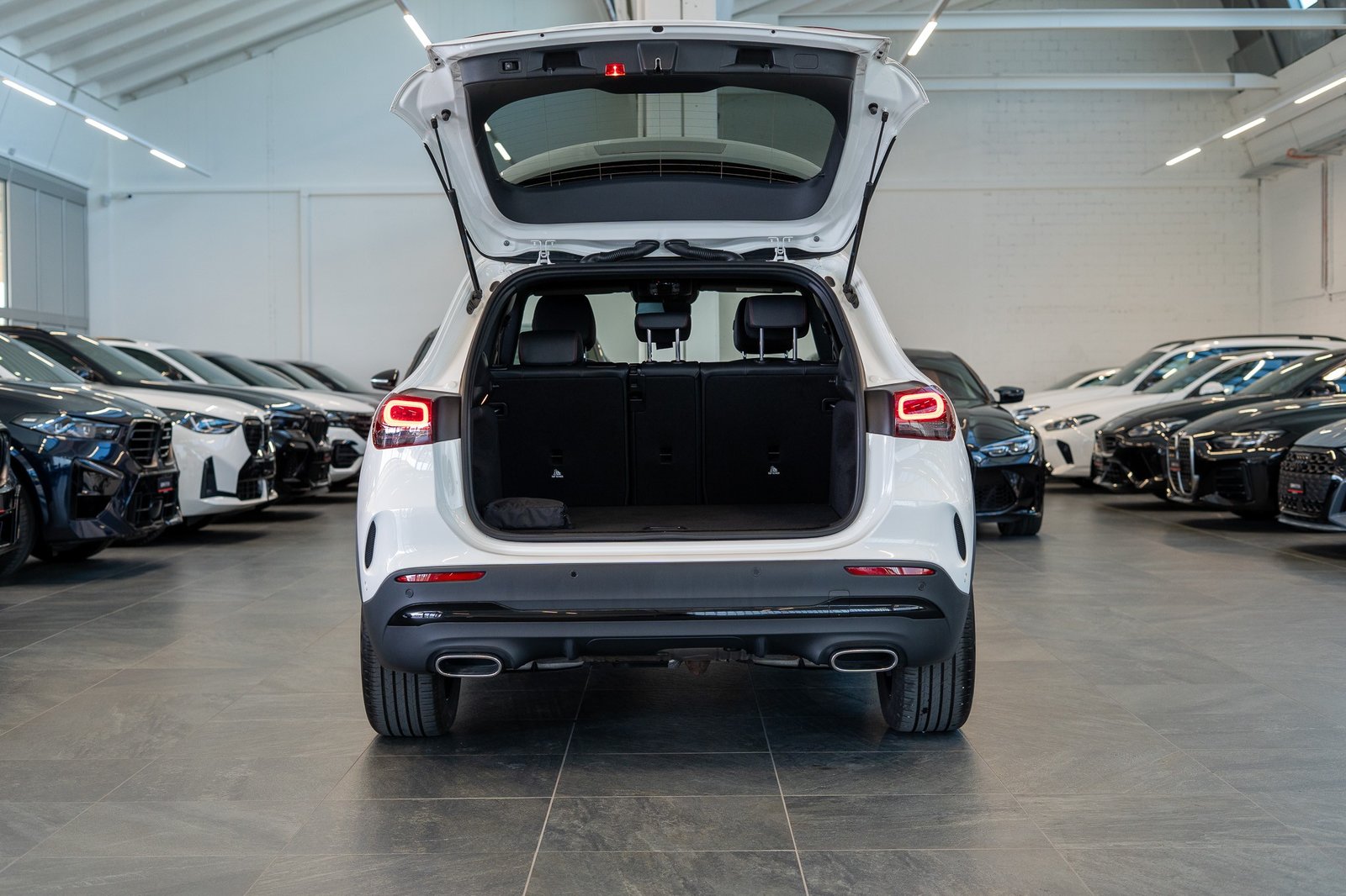 MERCEDES-BENZ GLA 200 AMG Line 4matic / Ambiente-beleuchtung, Benzina, Occasioni / Usate, Automatico - 6