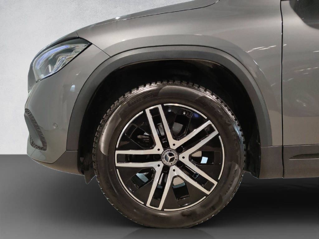 MERCEDES-BENZ GLA 200 Progressive, Benzina, Occasioni / Usate, Automatico - 7