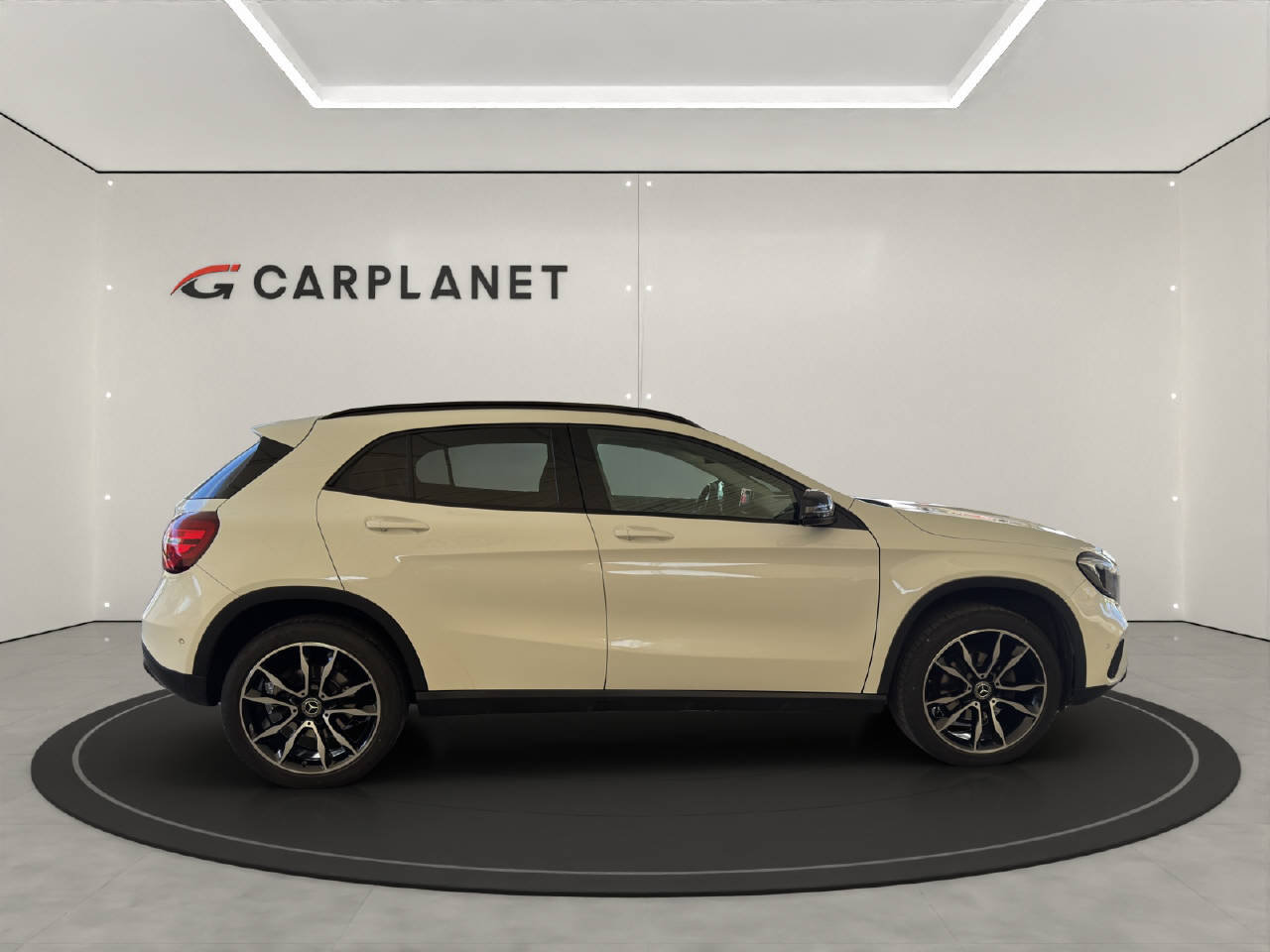 MERCEDES-BENZ GLA 200 d Urban 136PS Automat, Diesel, Second hand / Used, Automatic - 7