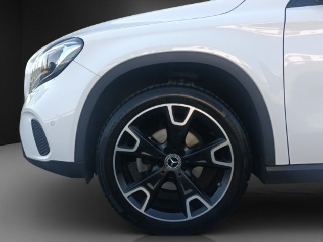 MERCEDES-BENZ GLA 200 Night Star, Benzina, Occasioni / Usate, Automatico - 6