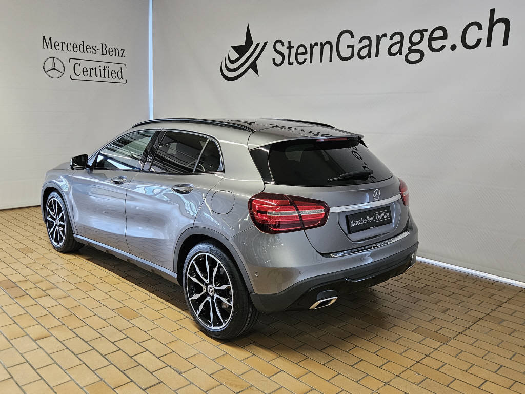 MERCEDES-BENZ GLA 200 Night Star, Petrol, Second hand / Used, Automatic - 3