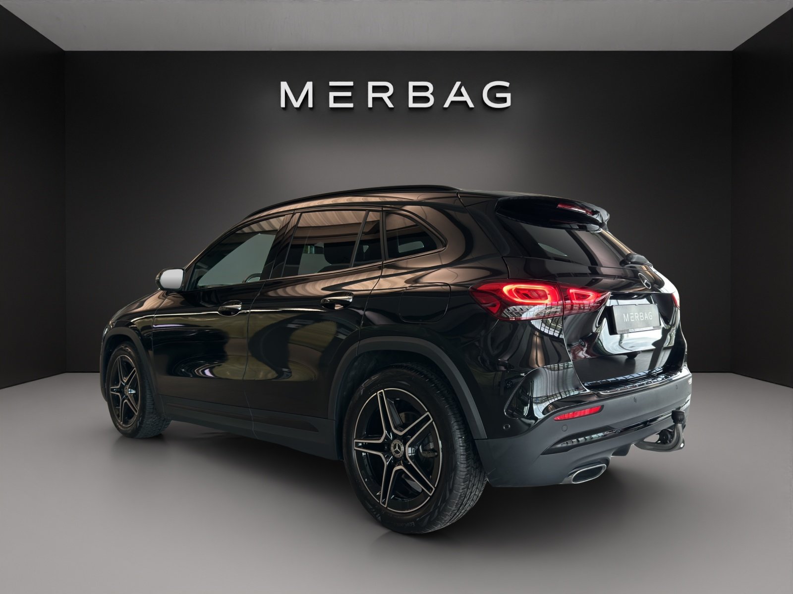 MERCEDES-BENZ GLA 200 AMG Line, Benzin, Occasion / Gebraucht, Automatik - 4