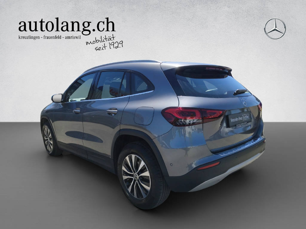 MERCEDES-BENZ GLA 200 Style 4Matic, Benzin, Occasion / Gebraucht, Automatik - 3