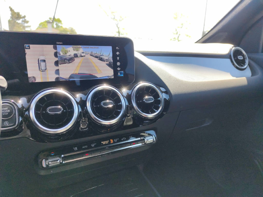 MERCEDES-BENZ GLA 200 Style 4Matic, Benzin, Occasion / Gebraucht, Automatik - 6