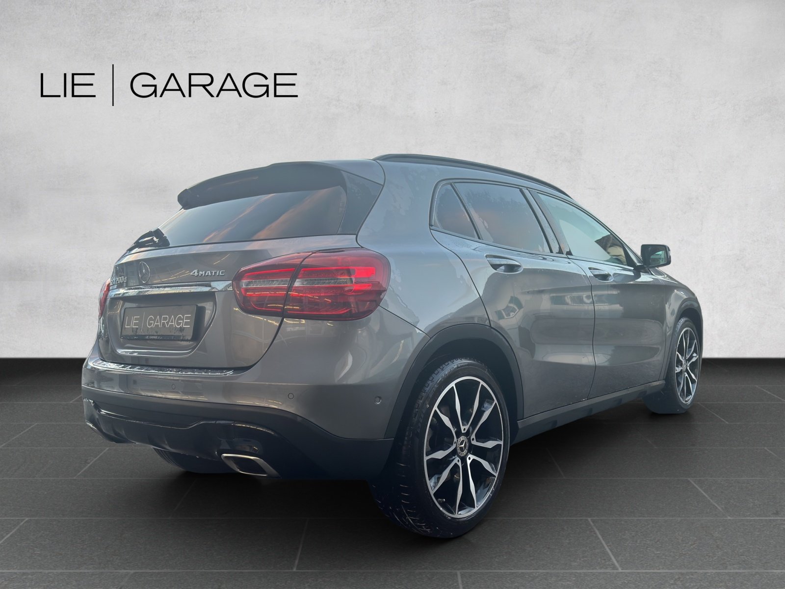 MERCEDES-BENZ GLA 200 d Swiss Star Edition Urban 4Matic 7G-D, Diesel, Occasioni / Usate, Automatico - 3