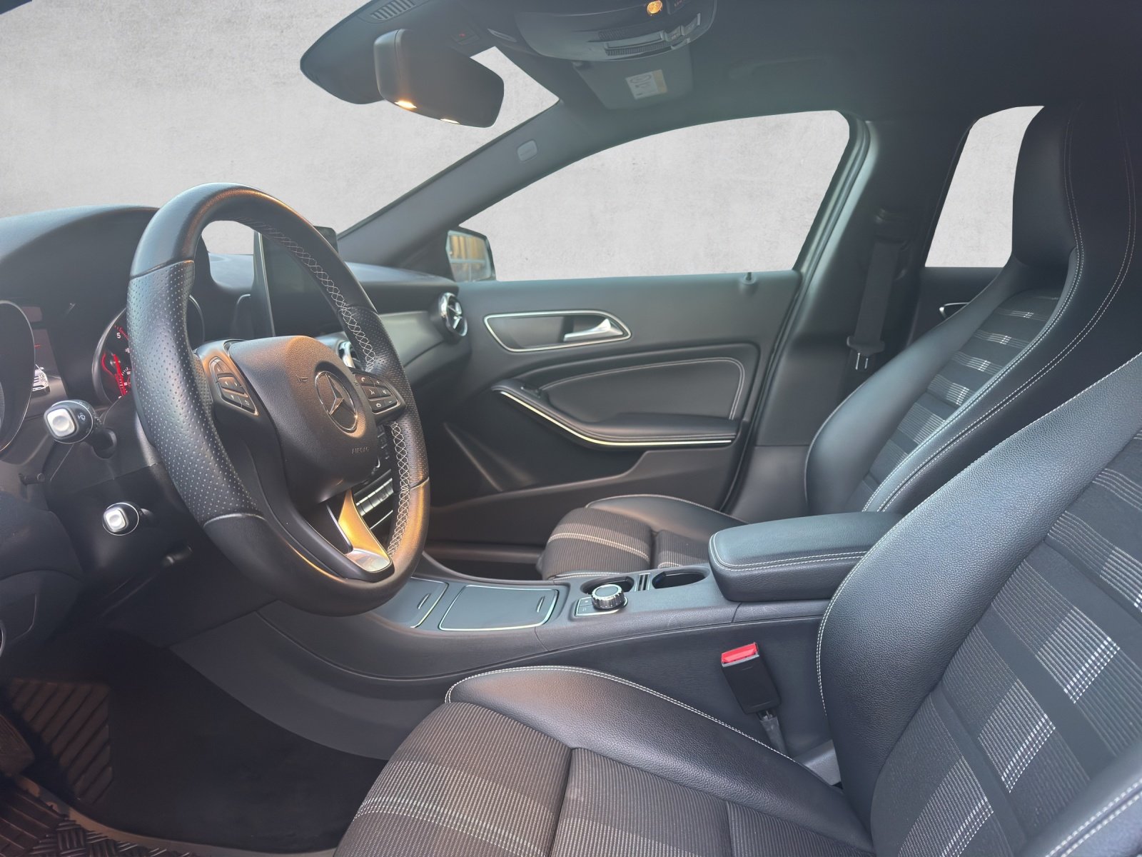MERCEDES-BENZ GLA 200 d Swiss Star Edition Urban 4Matic 7G-D, Diesel, Occasioni / Usate, Automatico - 5