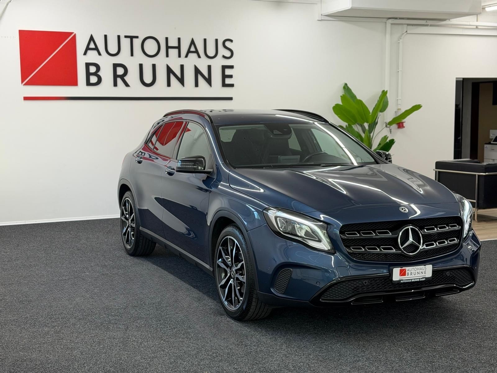 MERCEDES-BENZ GLA 200 7G-DCT, Benzina, Occasioni / Usate, Automatico - 3