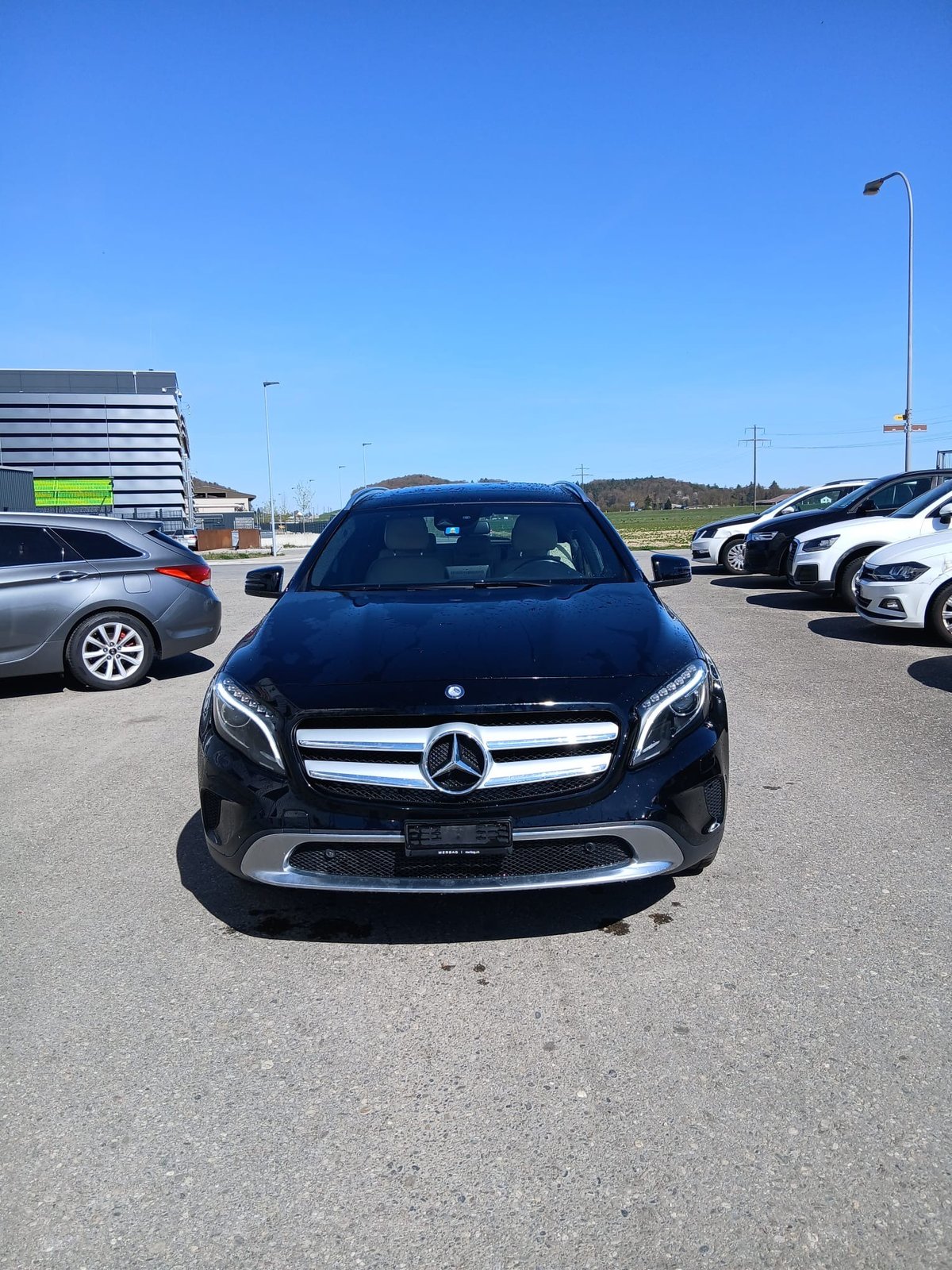 MERCEDES-BENZ GLA 200 Night Star 7G-DCT