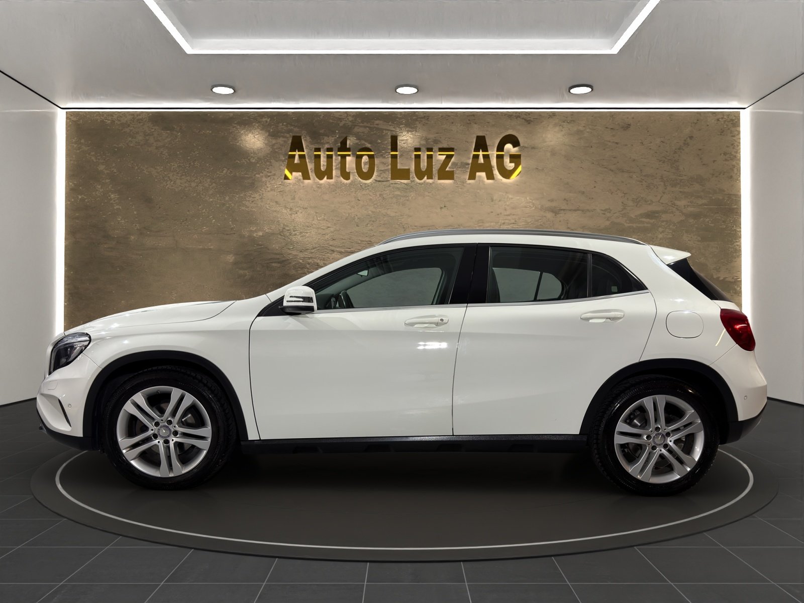 MERCEDES-BENZ GLA 200 Urban, Essence, Occasion / Utilisé, Manuelle - 6