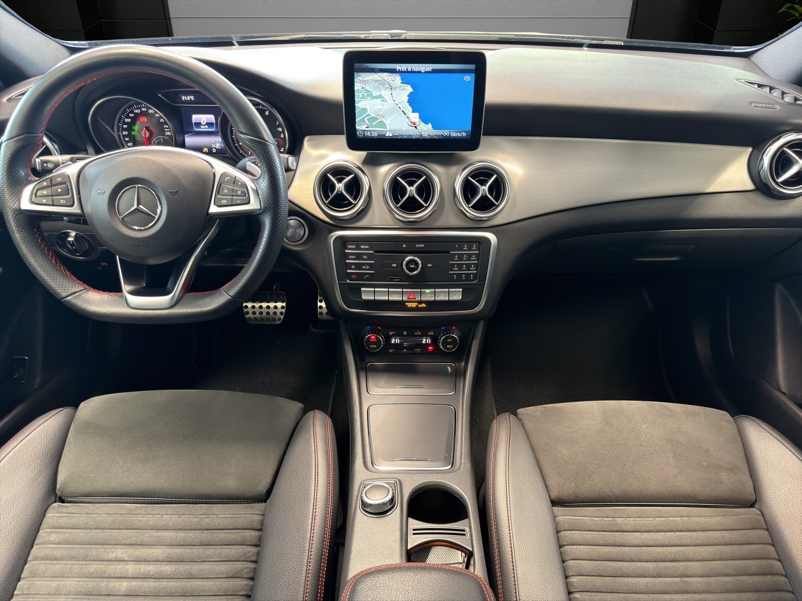 MERCEDES-BENZ GLA 200 AMG Line, Petrol, Second hand / Used, Automatic - 7
