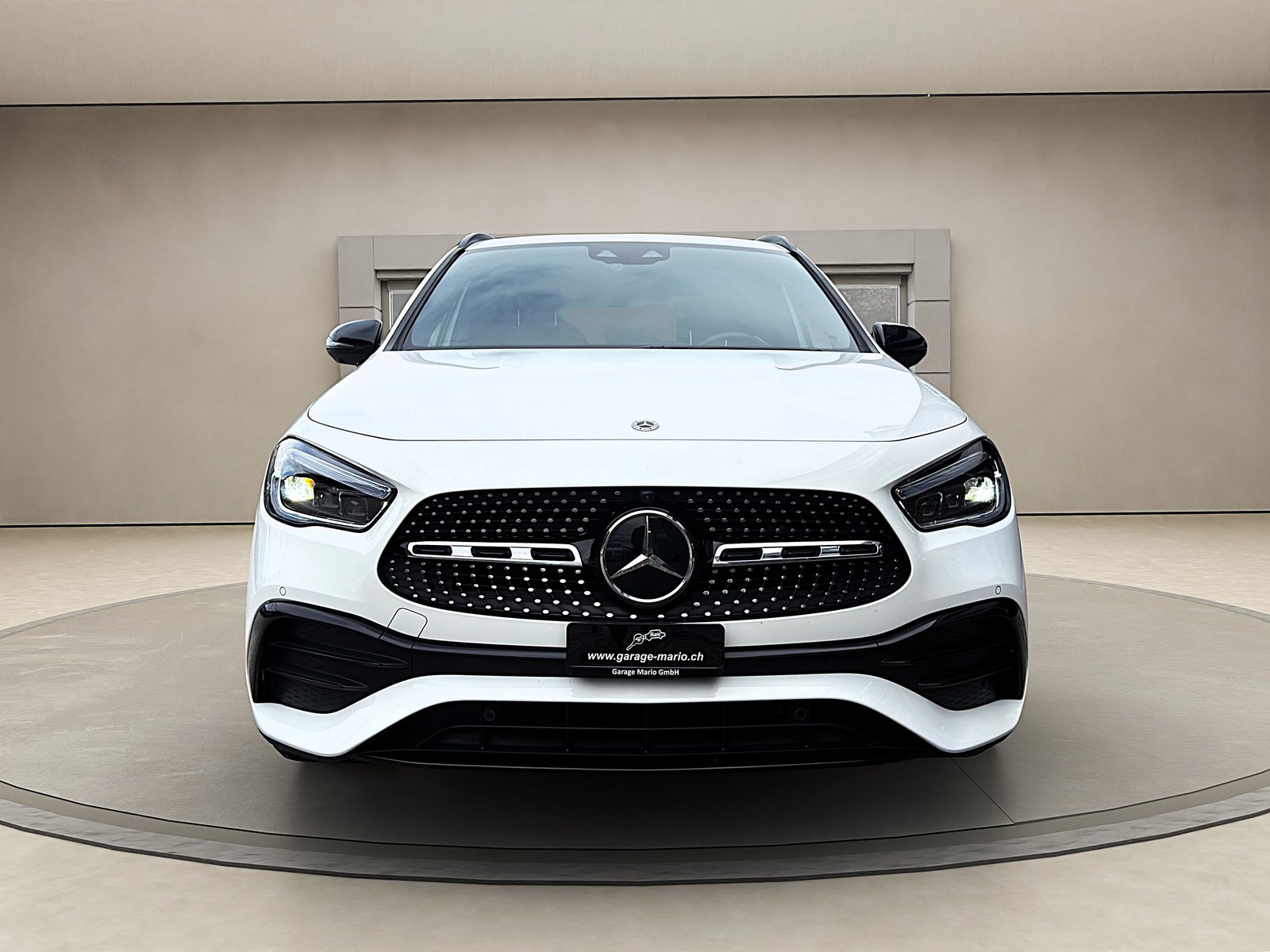 MERCEDES-BENZ GLA 200 AMG Line 7G-DCT, Petrol, Second hand / Used, Automatic - 2