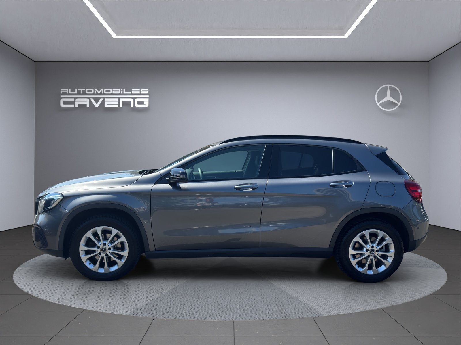 MERCEDES-BENZ GLA 200 Night Star 7G-DCT, Essence, Occasion / Utilisé, Automatique - 2