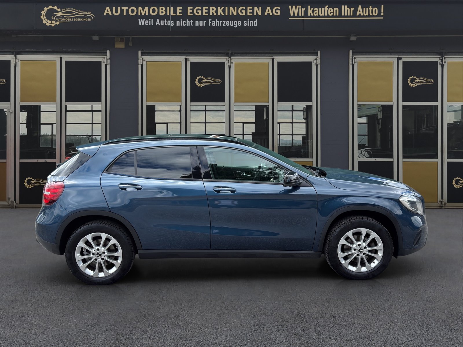 MERCEDES-BENZ GLA 200 Night Star 7G-DCT, Benzina, Occasioni / Usate, Automatico - 4