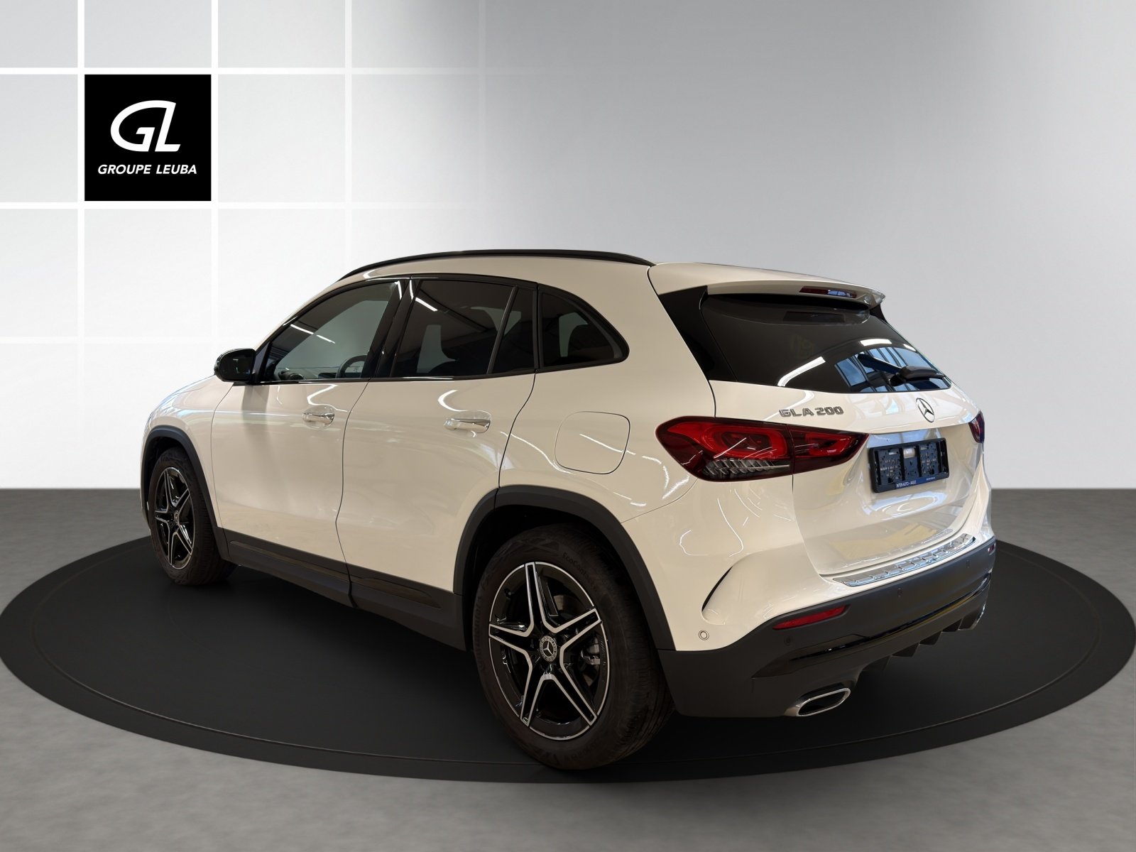 MERCEDES-BENZ GLA 200, Benzin, Occasion / Gebraucht, Automatik - 4