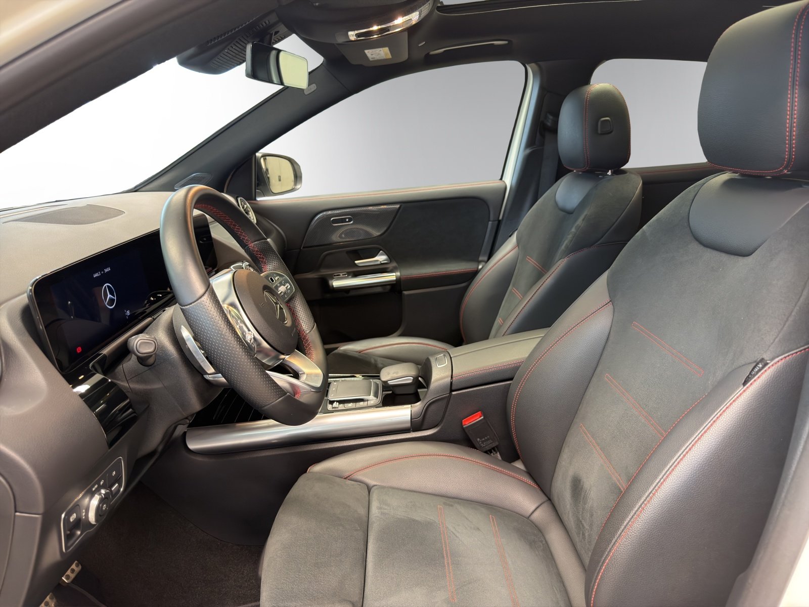 MERCEDES-BENZ GLA 200, Benzin, Occasion / Gebraucht, Automatik - 7