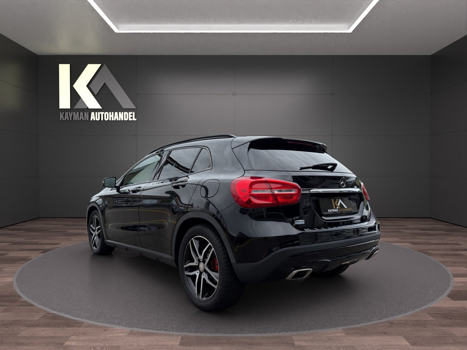 MERCEDES-BENZ GLA 200 CDI Swiss Star Edition 4Matic 7G-DCT, Diesel, Occasion / Gebraucht, Automatik - 3