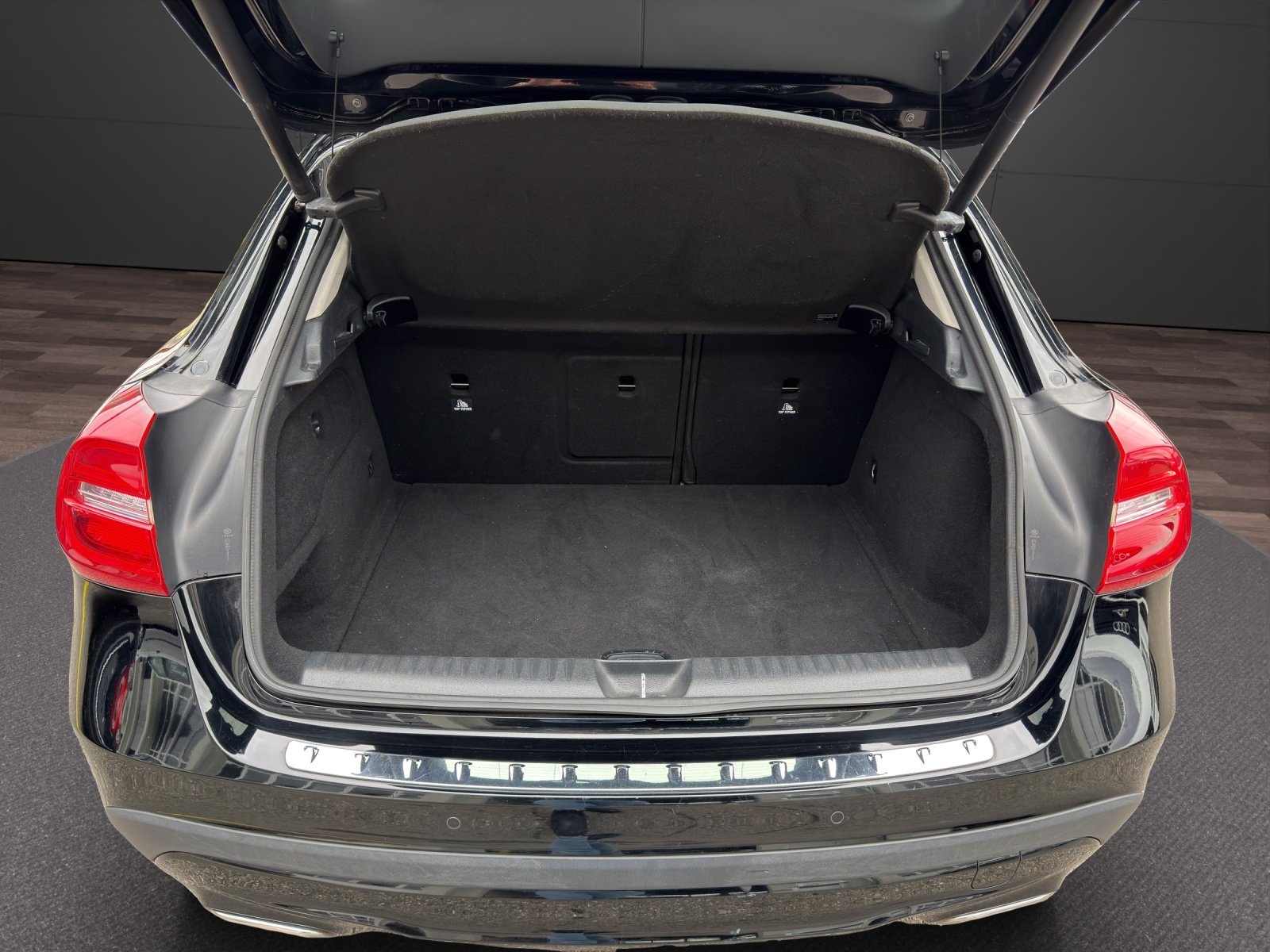 MERCEDES-BENZ GLA 200 CDI Swiss Star Edition 4Matic 7G-DCT, Diesel, Occasion / Gebraucht, Automatik - 6