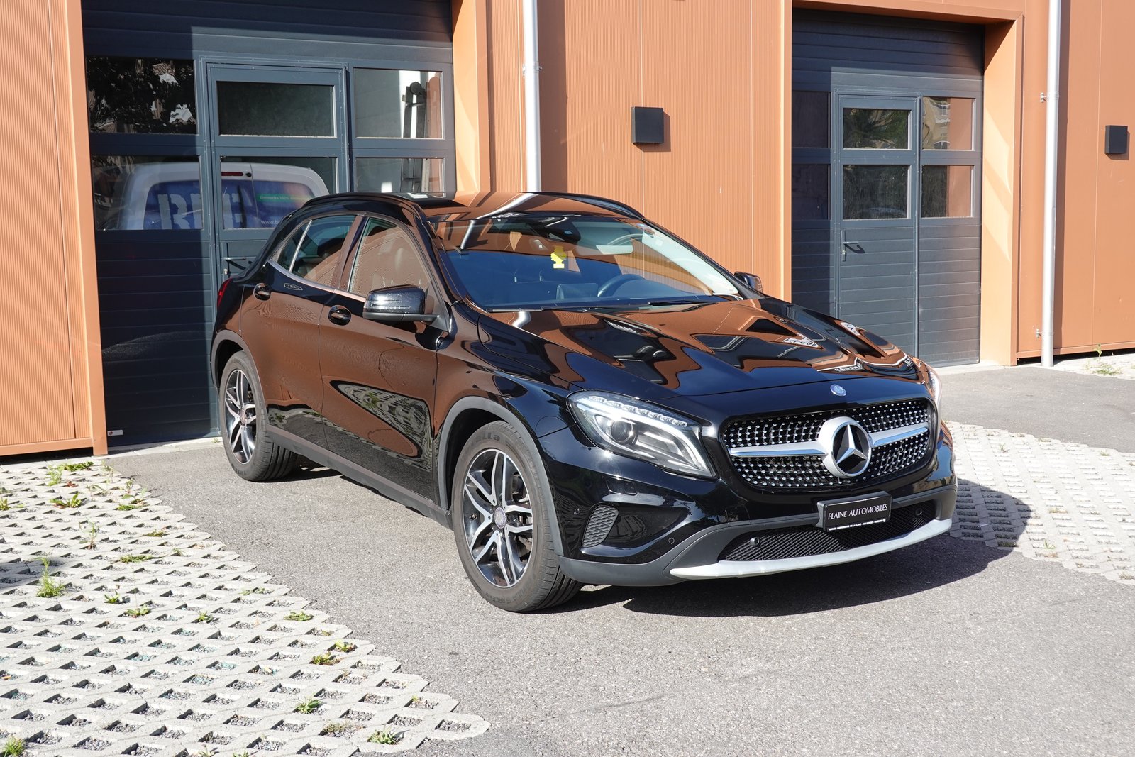 MERCEDES-BENZ GLA 200 CDI * 8 Roues * Régulateur de vitesse, Diesel, Occasion / Utilisé, Manuelle - 3