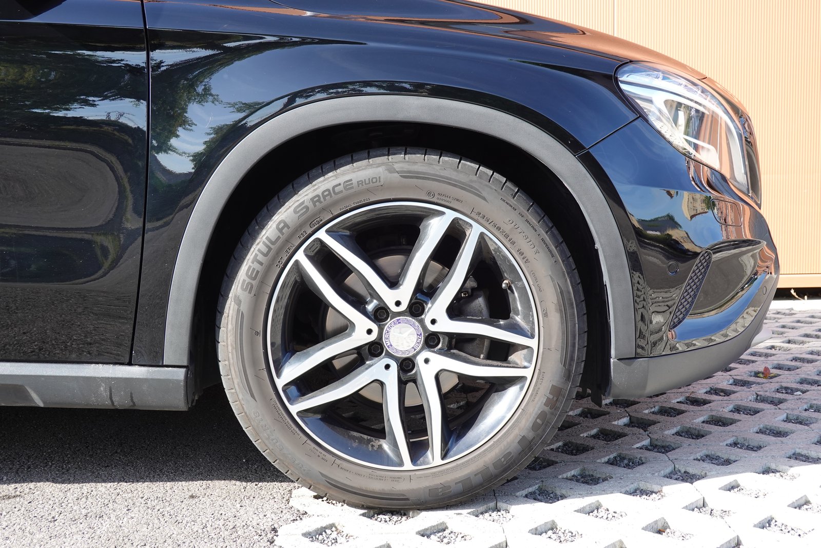 MERCEDES-BENZ GLA 200 CDI * 8 Roues * Régulateur de vitesse, Diesel, Occasion / Utilisé, Manuelle - 5