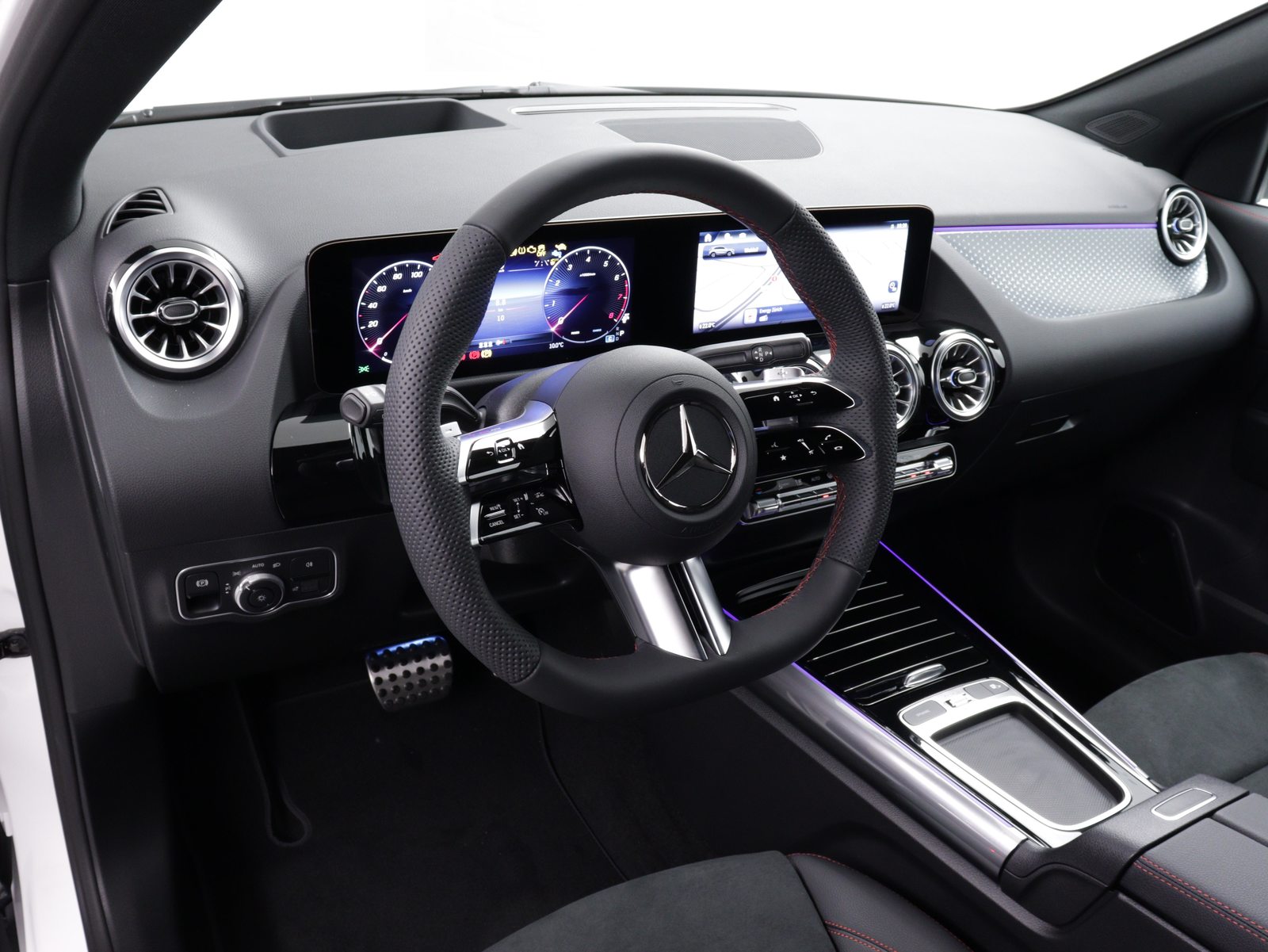 MERCEDES-BENZ GLA 200 Night Star AMG Line, Mild-Hybrid Benzin/Elektro, Occasion / Gebraucht, Automatik - 6