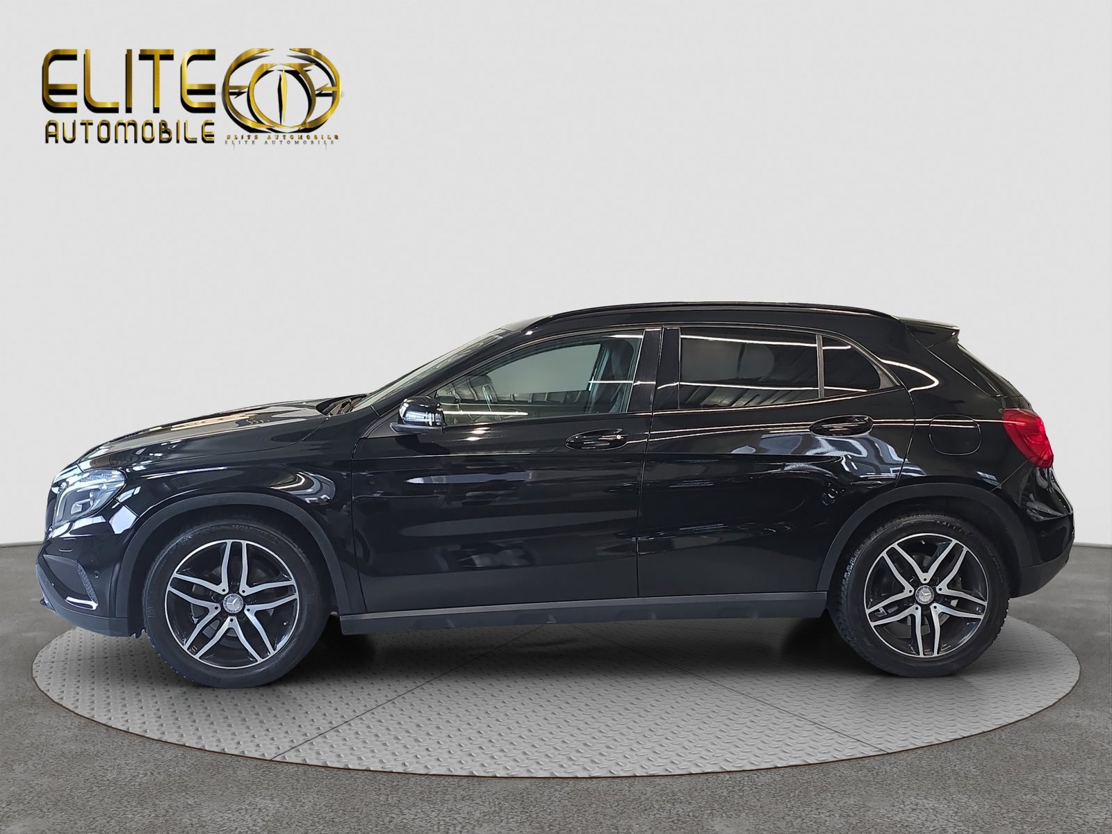 MERCEDES-BENZ GLA 200 Night Star 7G-DCT, Benzin, Occasion / Gebraucht, Automatik - 5
