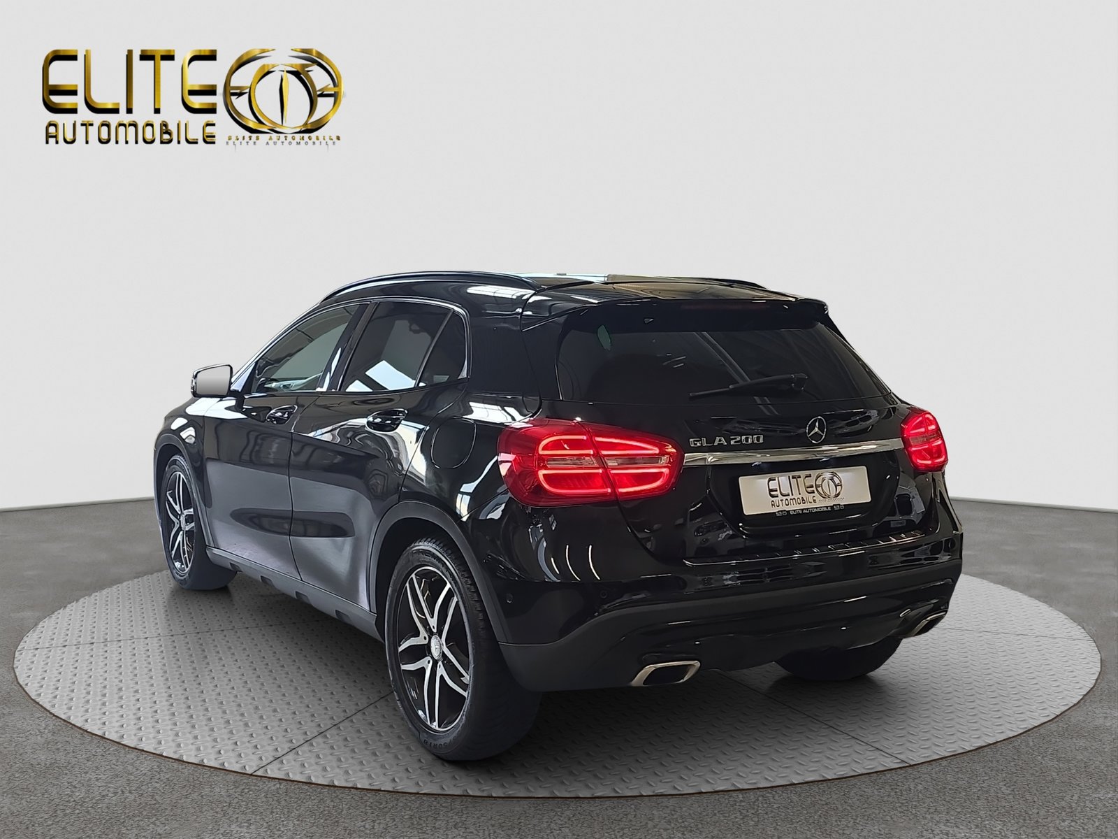 MERCEDES-BENZ GLA 200 Night Star 7G-DCT, Benzin, Occasion / Gebraucht, Automatik - 6
