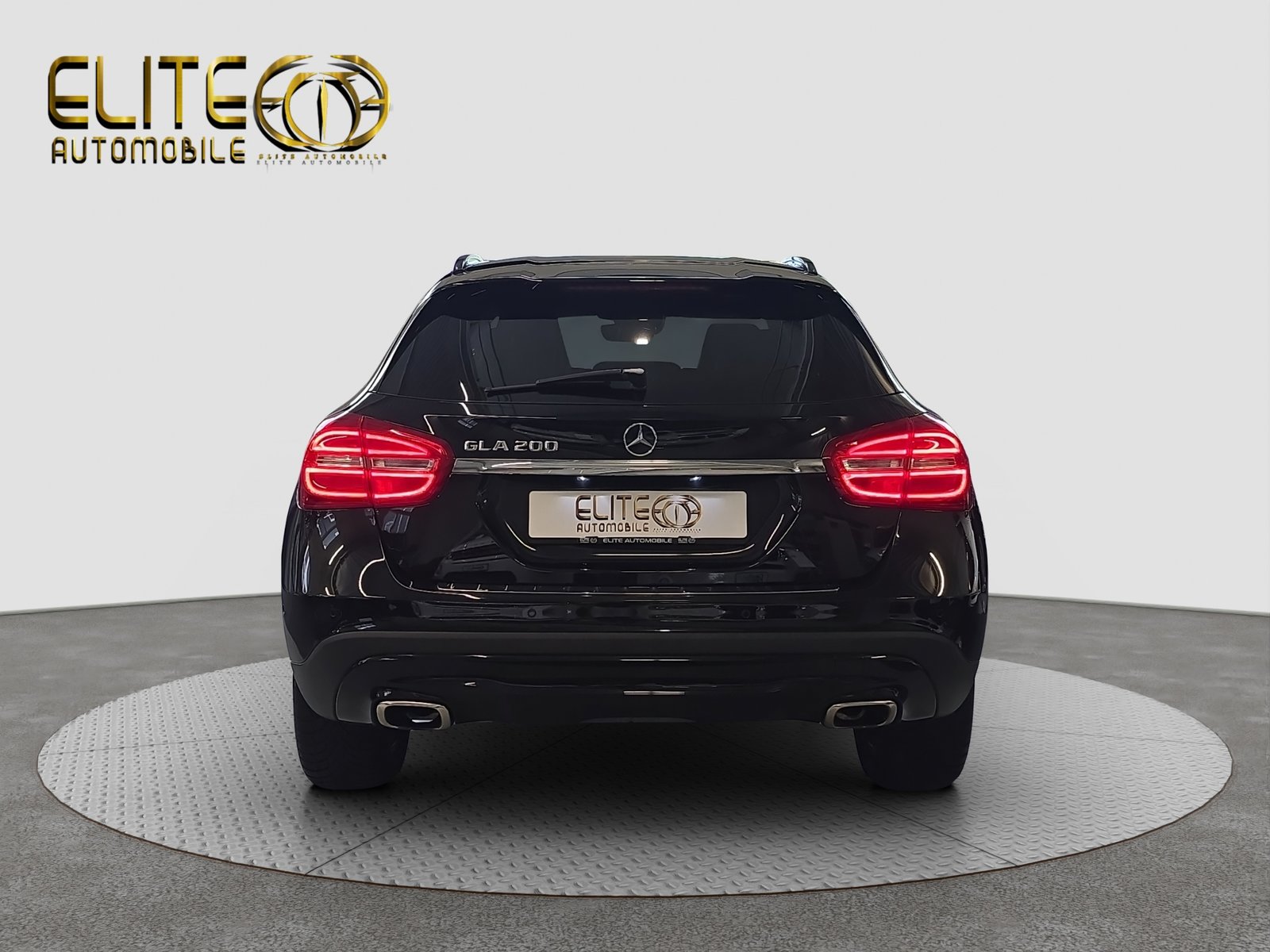 MERCEDES-BENZ GLA 200 Night Star 7G-DCT, Benzin, Occasion / Gebraucht, Automatik - 7