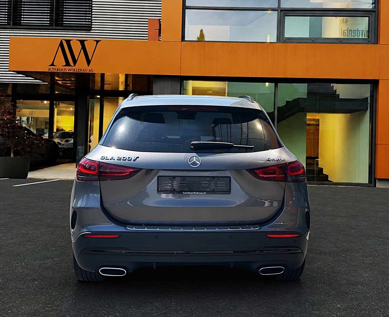 MERCEDES-BENZ GLA 200 AMG Line 4matic / CH Fahrzeug mit Grat, Benzin, Occasion / Gebraucht, Automatik - 3