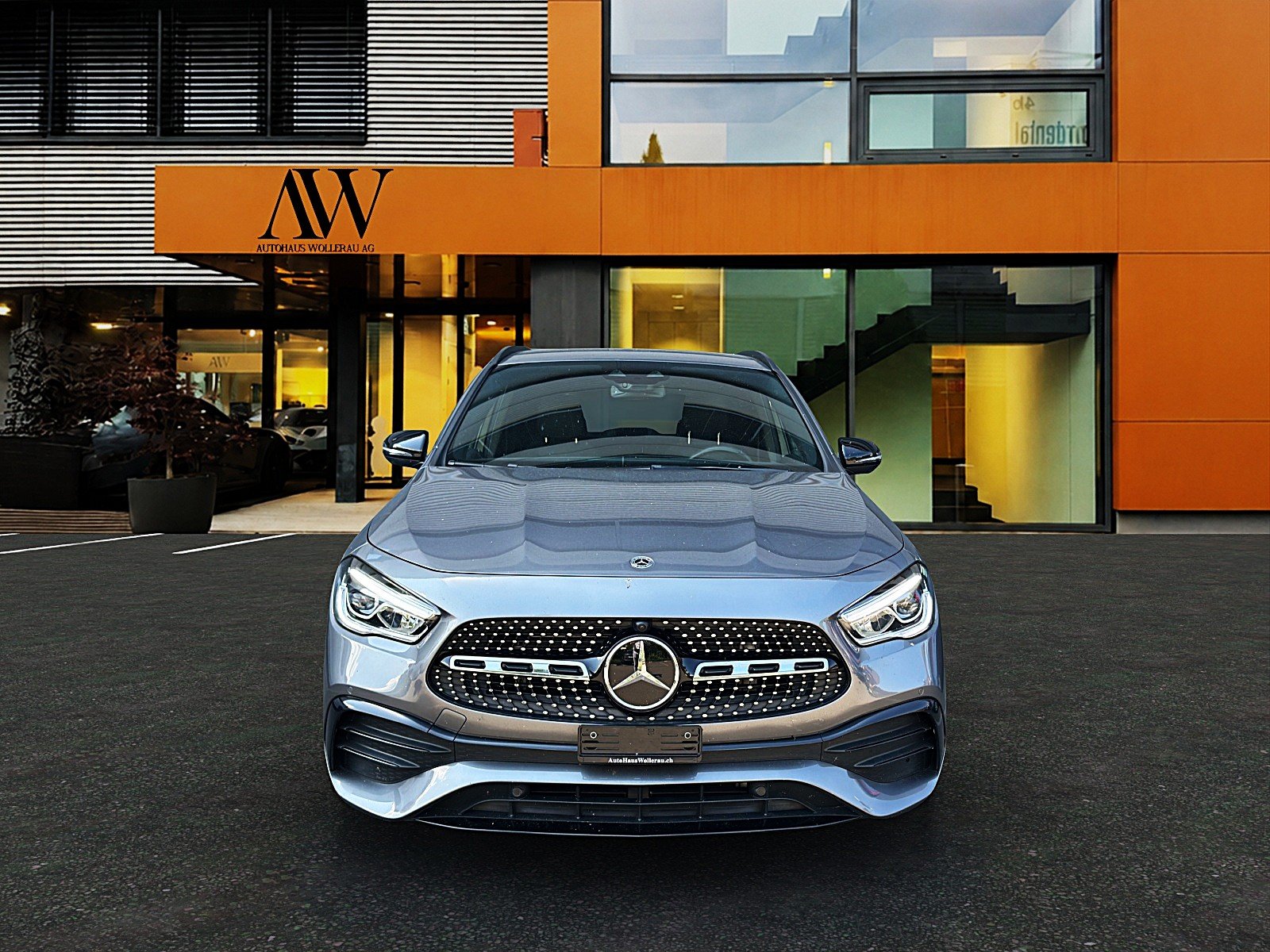 MERCEDES-BENZ GLA 200 AMG Line 4matic / CH Fahrzeug mit Grat, Benzin, Occasion / Gebraucht, Automatik - 4