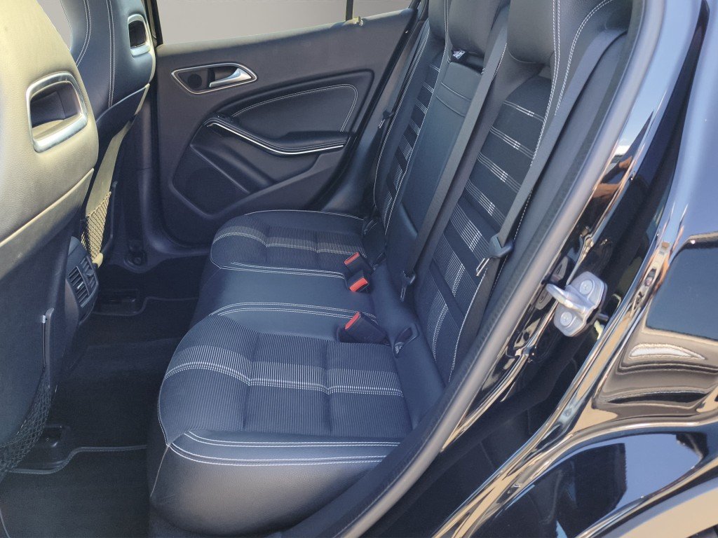 MERCEDES-BENZ GLA 200 Urban, Benzin, Occasion / Gebraucht, Automatik - 4