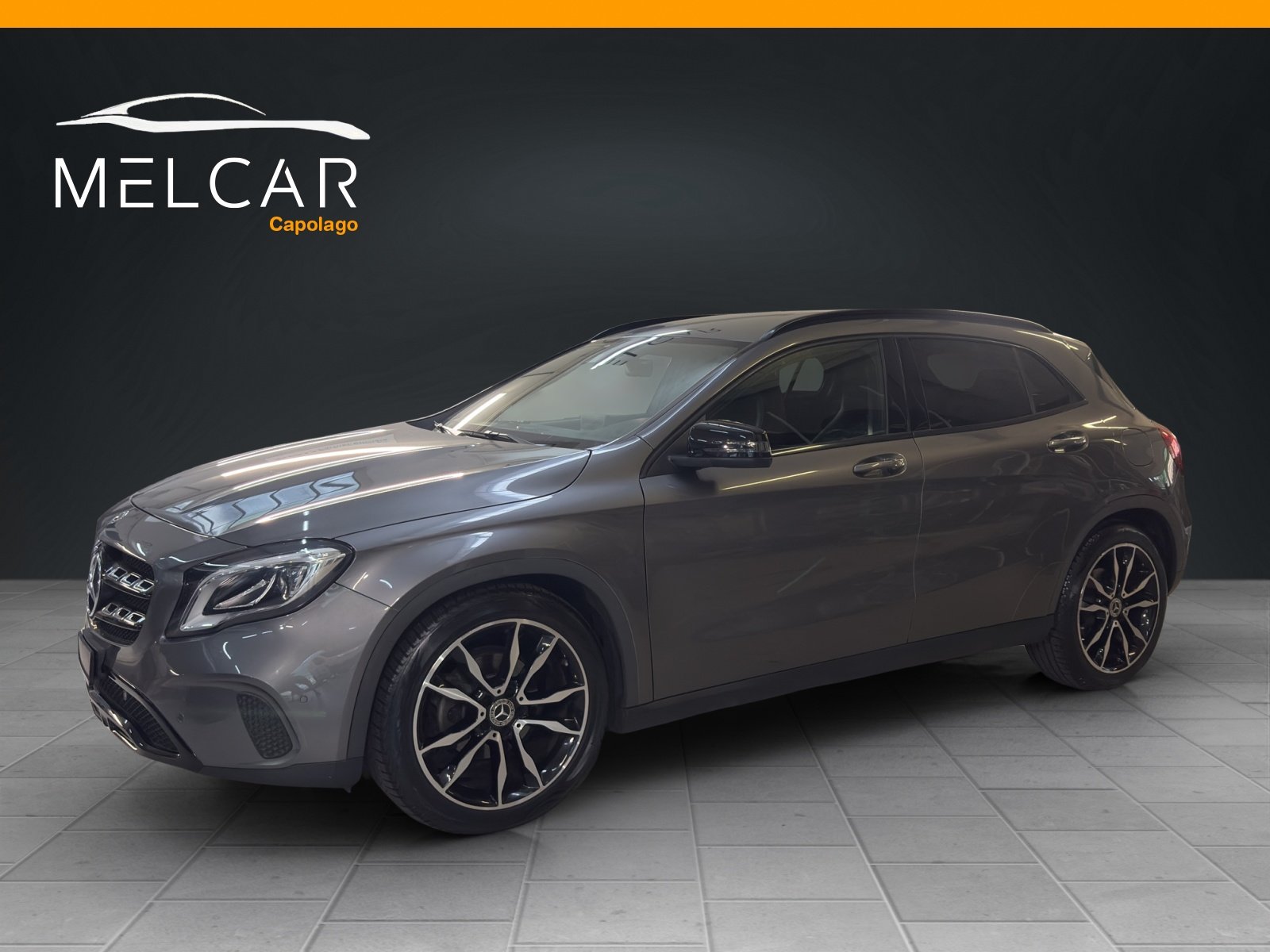 MERCEDES-BENZ GLA 200 Night Star 7G-DCT