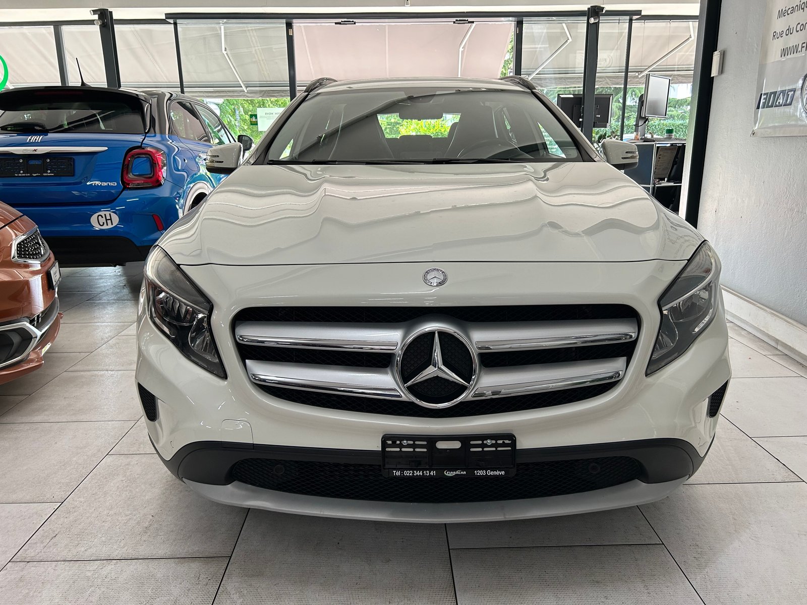 MERCEDES-BENZ GLA 200 Style 7G-DCT, Benzin, Occasion / Gebraucht, Automatik - 2