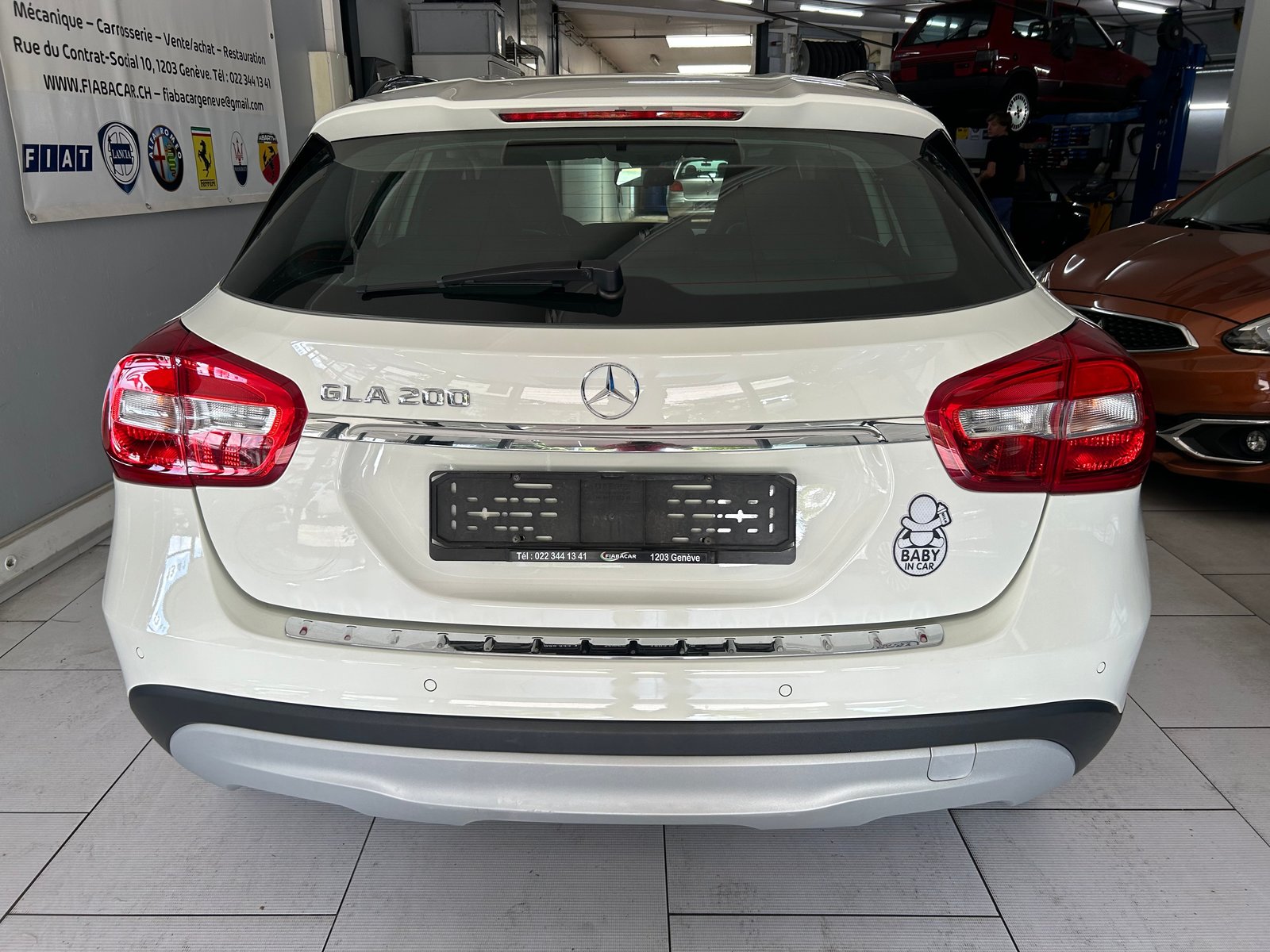 MERCEDES-BENZ GLA 200 Style 7G-DCT, Benzin, Occasion / Gebraucht, Automatik - 3