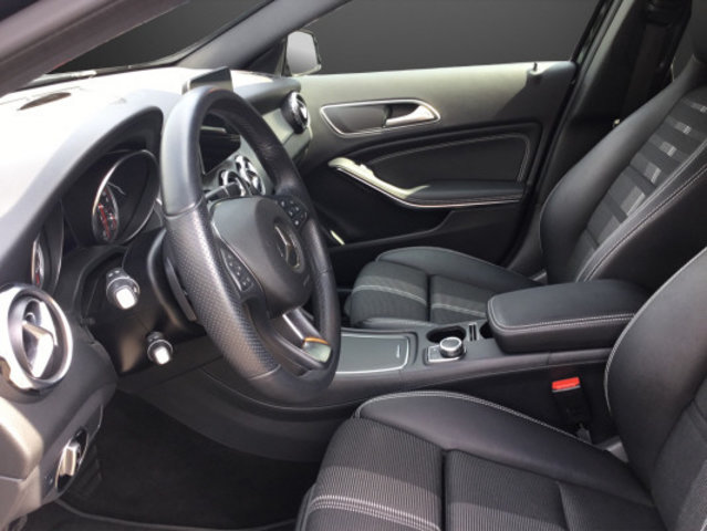 MERCEDES-BENZ GLA 200 Urban, Benzin, Occasion / Gebraucht, Automatik - 7