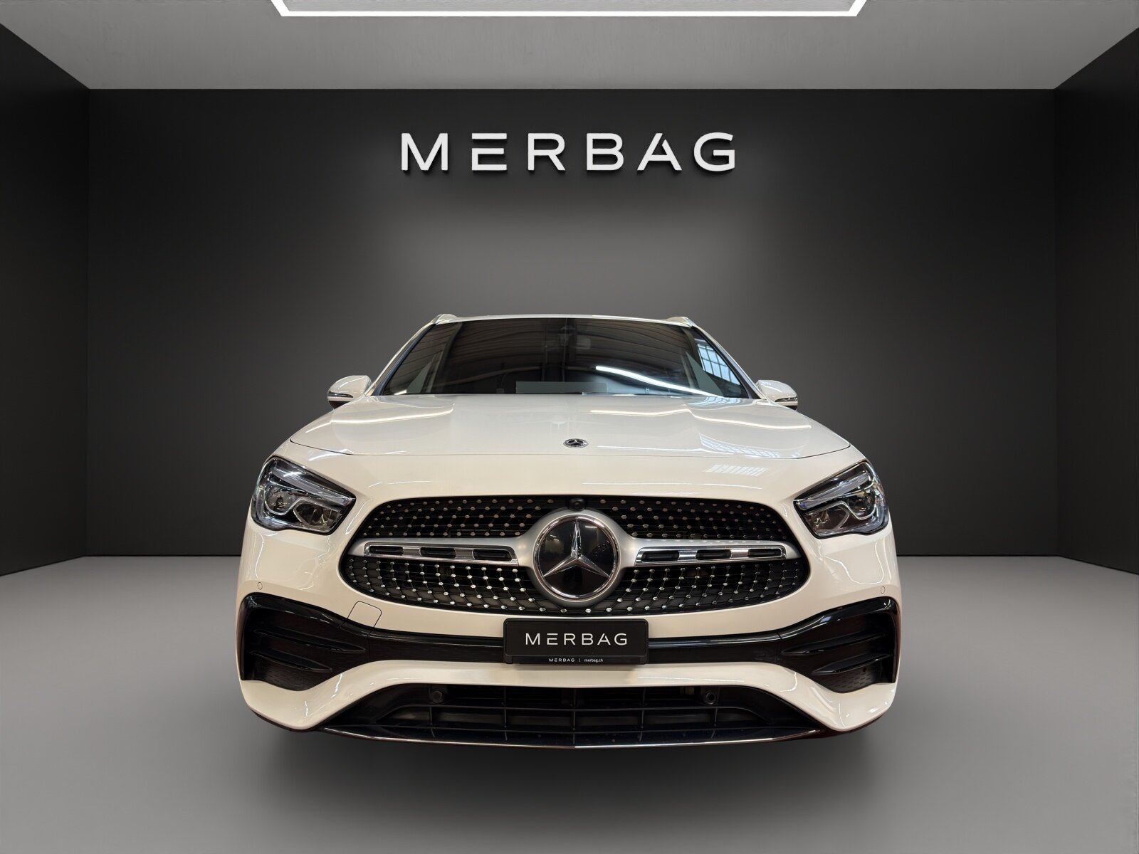 MERCEDES-BENZ GLA 200 AMG Line, Petrol, Second hand / Used, Automatic - 3