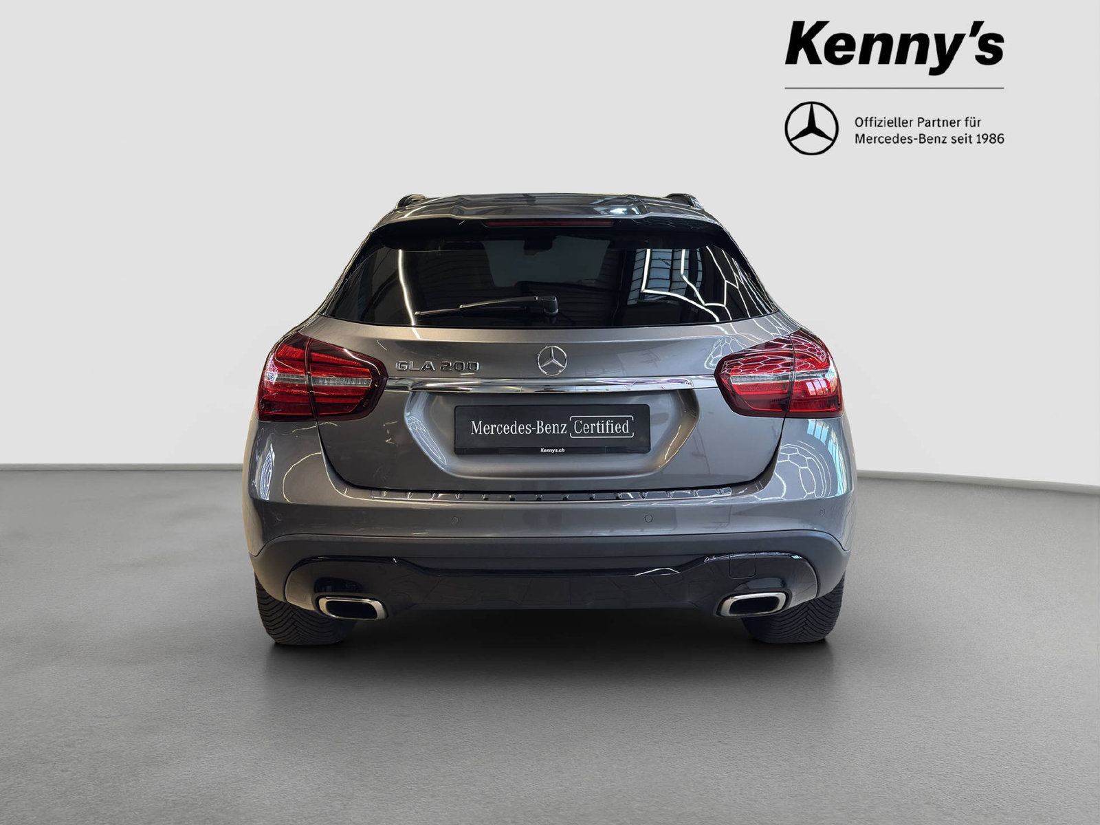 MERCEDES-BENZ GLA 200 Urban, Petrol, Second hand / Used, Manual - 5