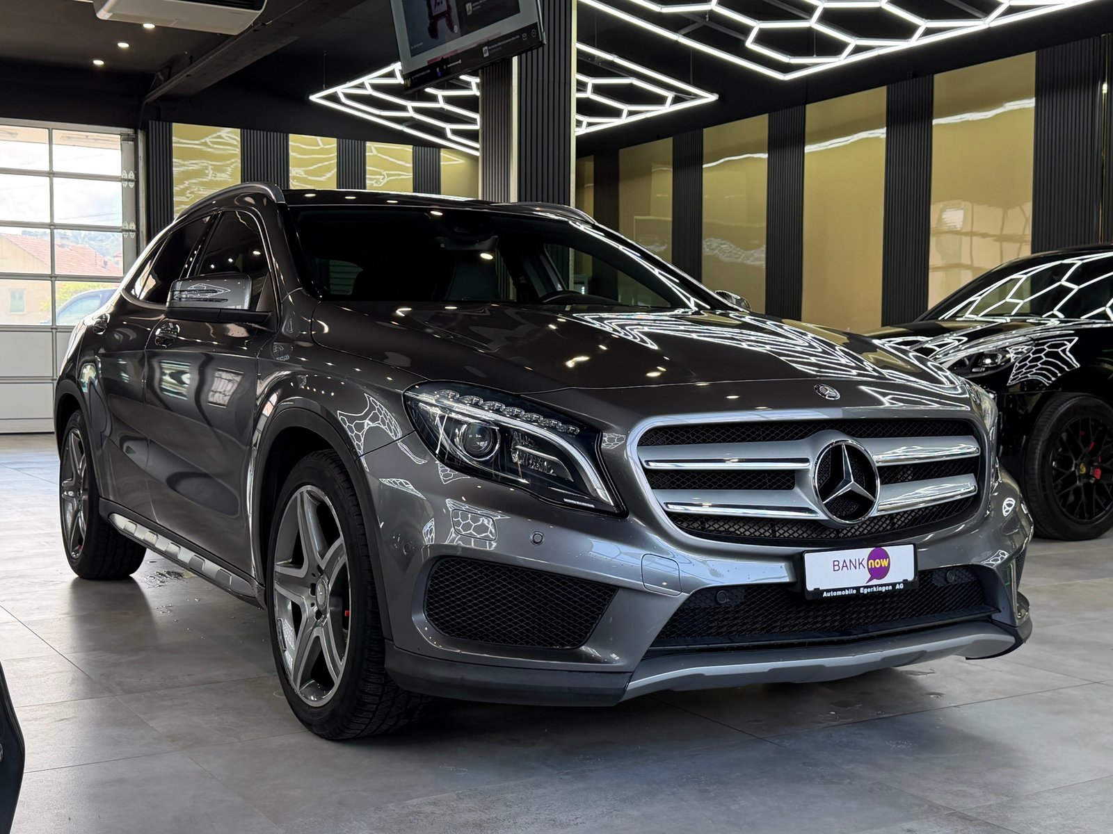 MERCEDES-BENZ GLA 200 AMG Line, Essence, Occasion / Utilisé, Manuelle - 3