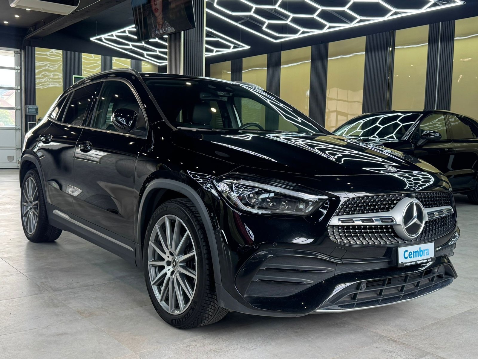 MERCEDES-BENZ GLA 200 4Matic AMG Line 8G-DCT, Essence, Occasion / Utilisé, Automatique - 3