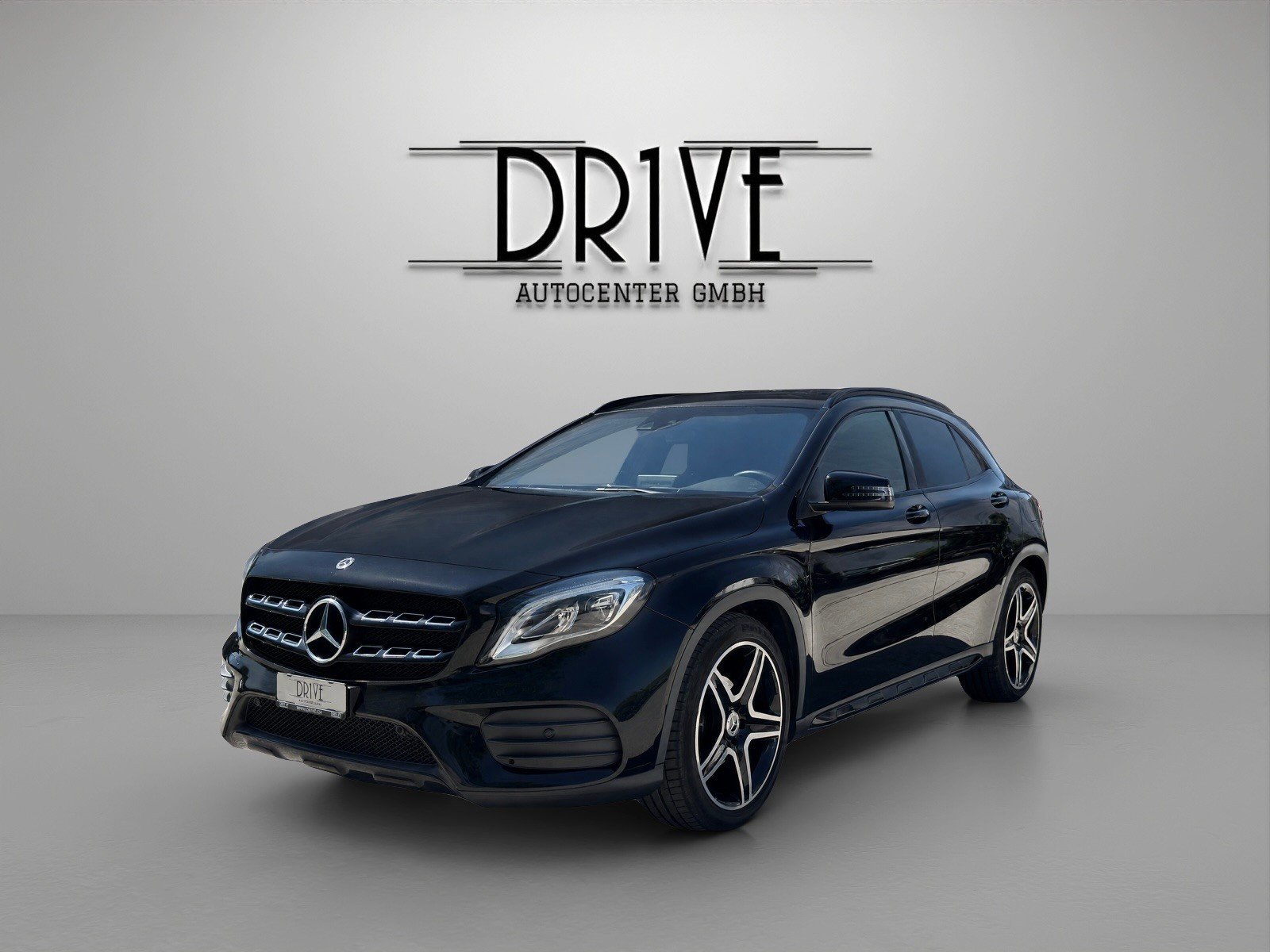MERCEDES-BENZ GLA 200 AMG Line 7G-DCT