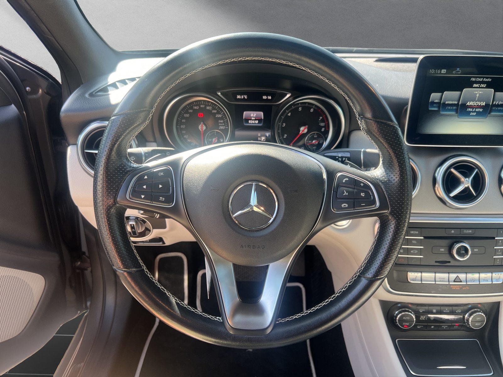 MERCEDES-BENZ GLA 200, Benzina, Occasioni / Usate, Automatico - 5