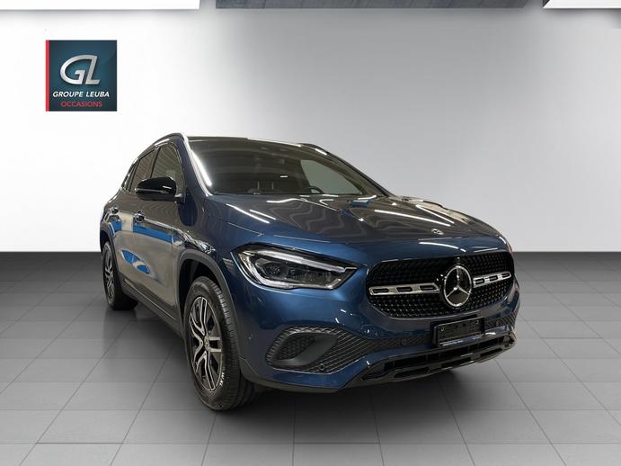 MERCEDES-BENZ GLA 200 Progressive 7G-DCT, Benzin, Occasion / Gebraucht, Automatik