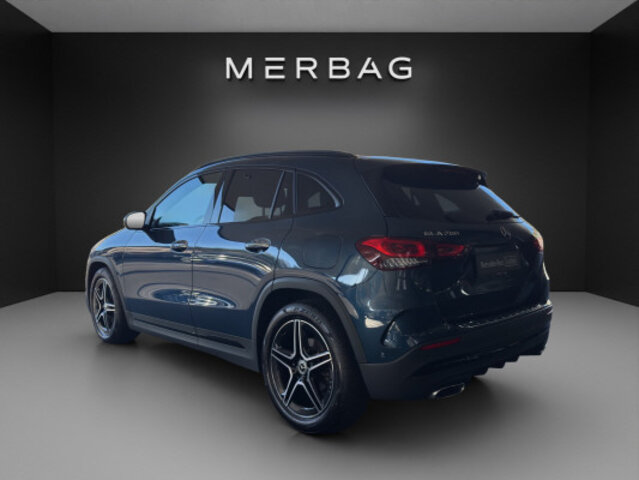 MERCEDES-BENZ GLA 200 AMG Line, Benzin, Occasion / Gebraucht, Automatik - 4