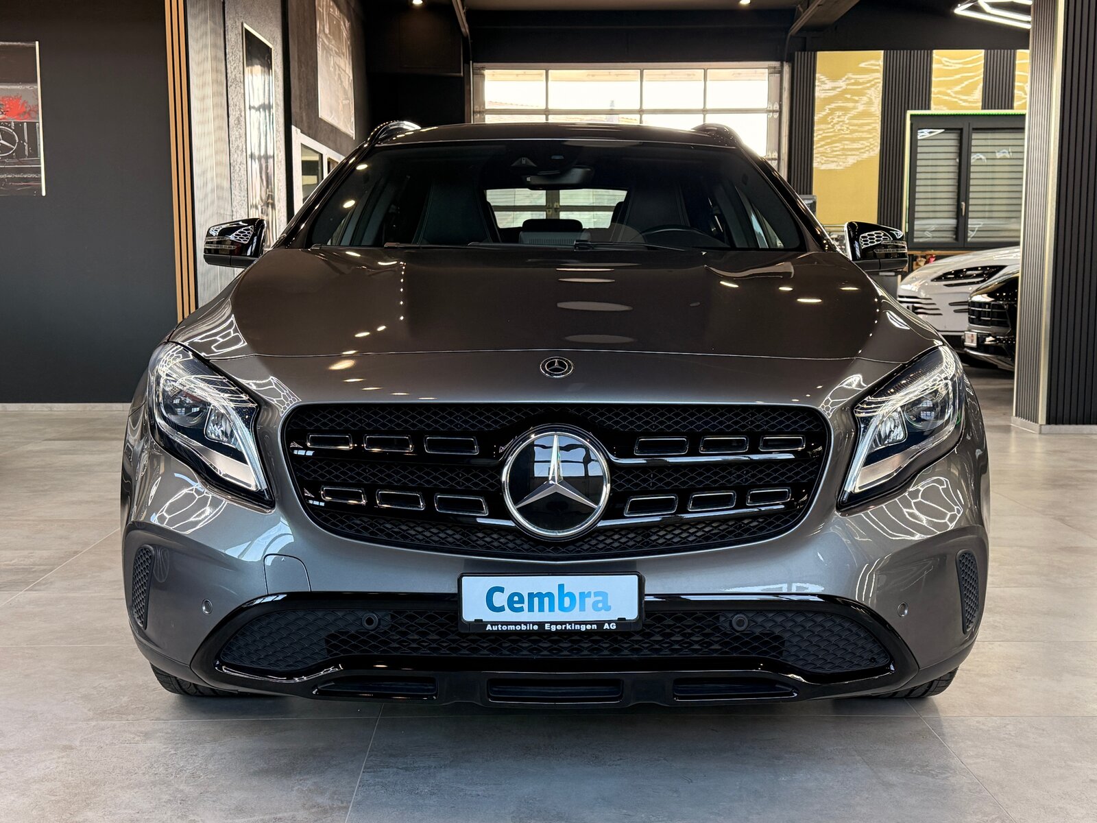 MERCEDES-BENZ GLA 200 Night Star 7G-DCT, Benzin, Occasion / Gebraucht, Automatik - 3