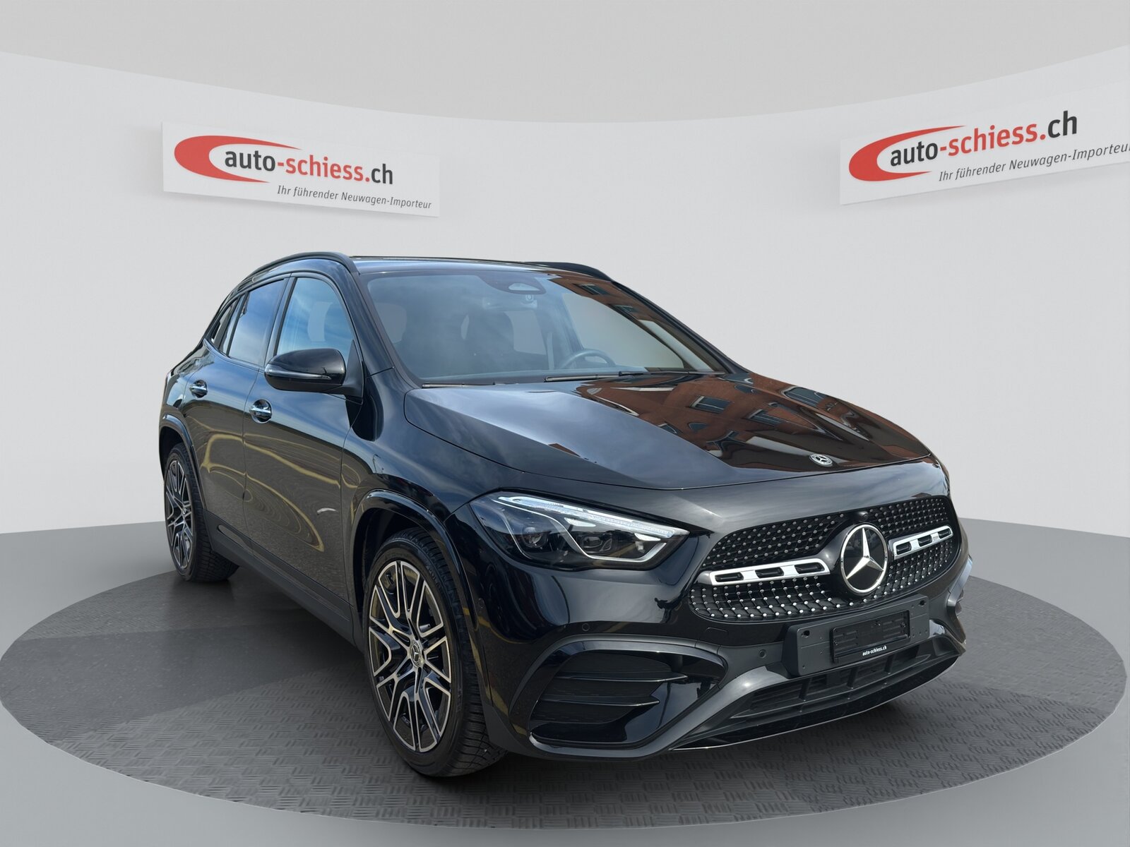 MERCEDES-BENZ GLA 200d 8G-DCT AMG Line Night