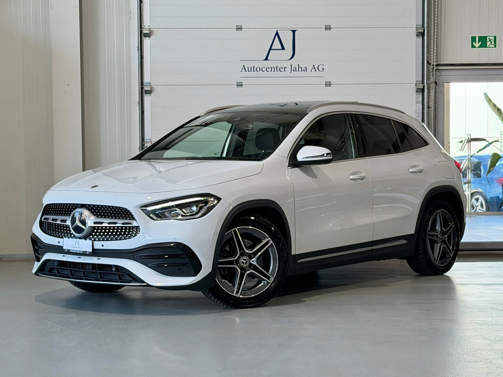MERCEDES-BENZ GLA 200d AMG Line 8G-DCT