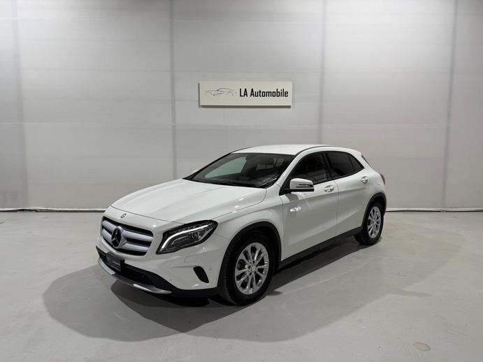MERCEDES-BENZ GLA 200 7G-DCT, Essence, Occasion / Utilisé, Automatique