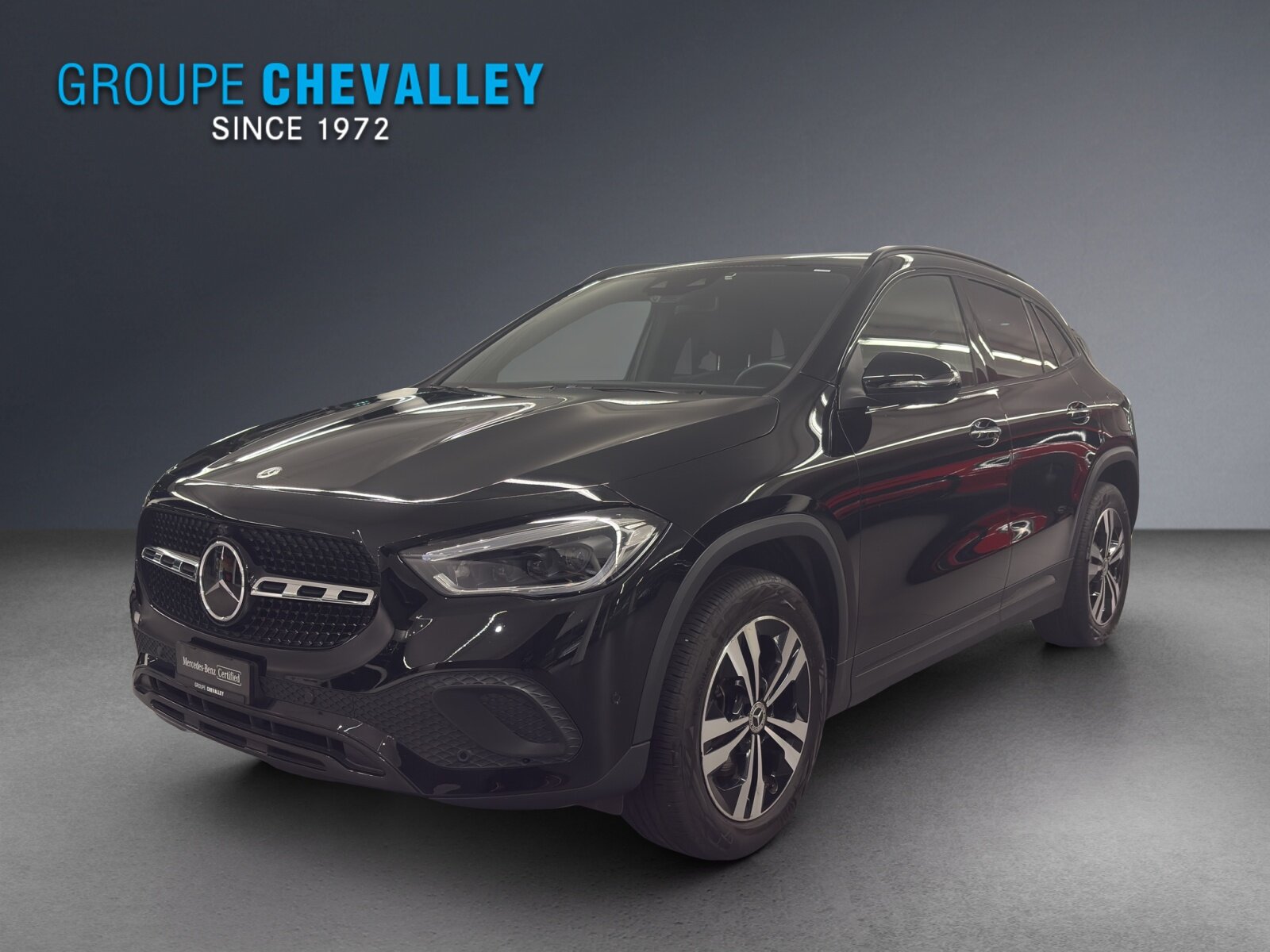 MERCEDES-BENZ GLA 200 Progressive