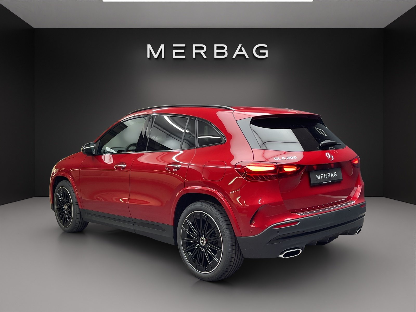 MERCEDES-BENZ GLA 200 7G-DCT Night Star, Mild-Hybrid Petrol/Electric, Ex-demonstrator, Automatic - 4