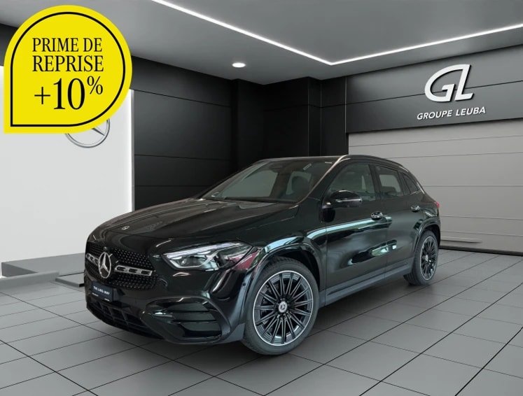 MERCEDES-BENZ GLA 200 7G-DCT