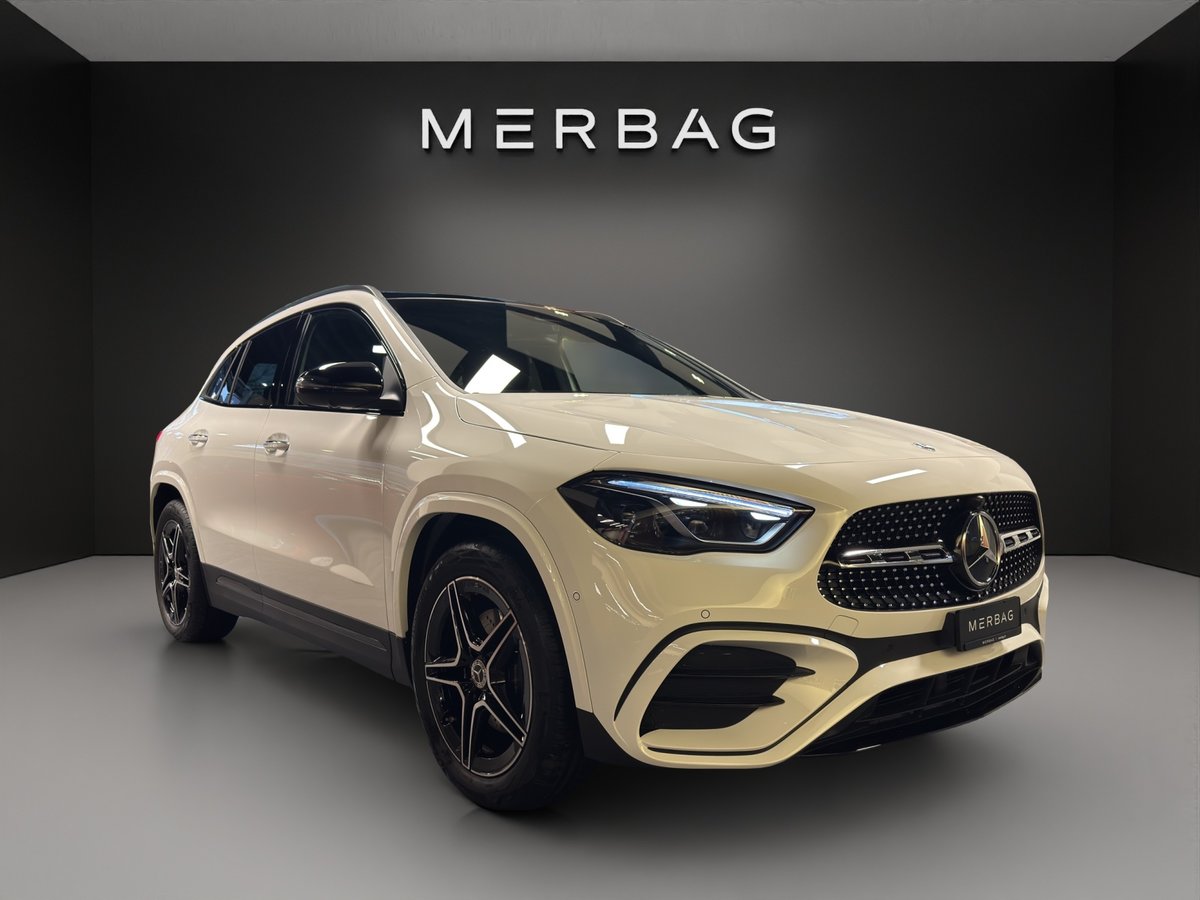 MERCEDES-BENZ GLA 200 7G-DCT